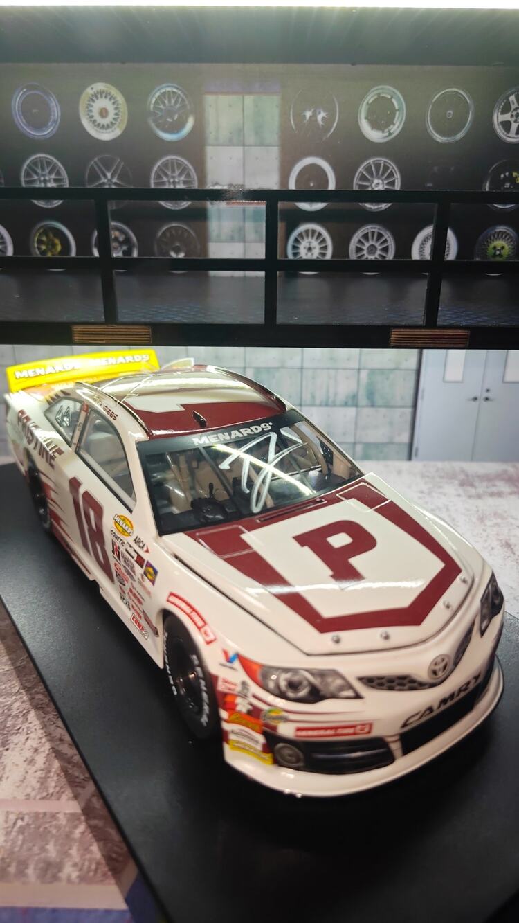 Ty Gibbs #18 Pristine Auction 2021 Camry 1:24 Autographed COA #PA240099 DIN 124